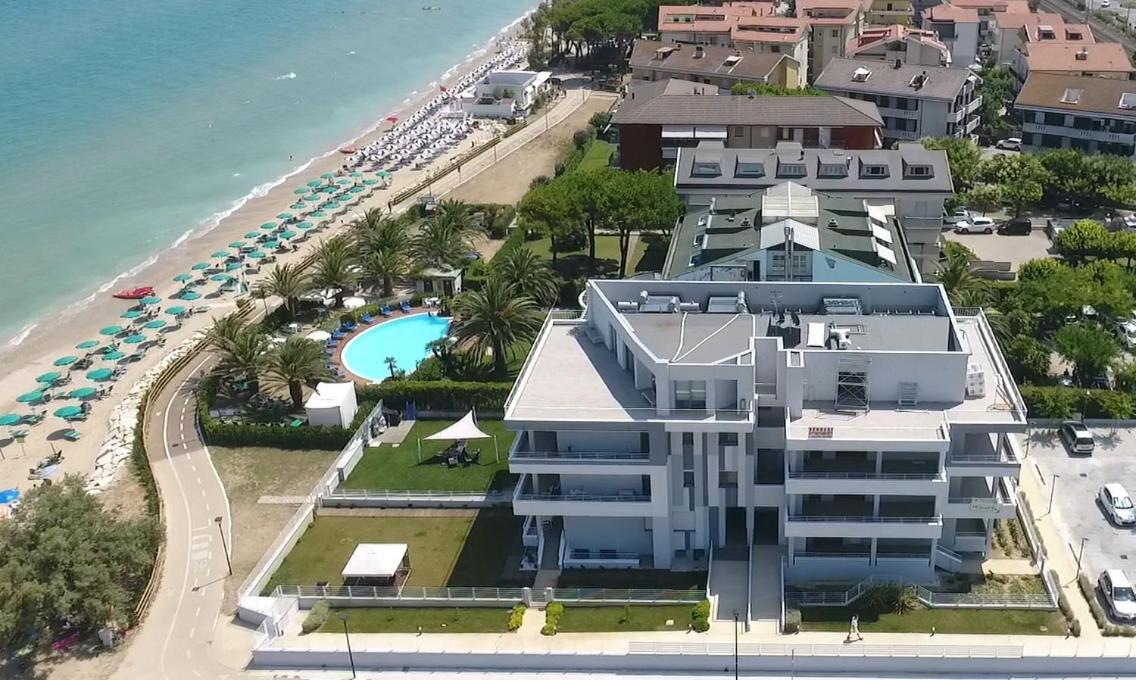 Hotel Ambasciatori Pineto Extérieur photo
